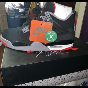 Air Jordan’s retro bred 4